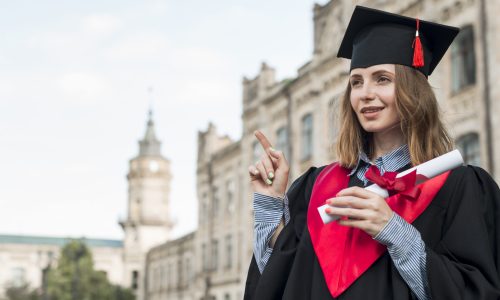 graduation-concept-with-portrait-happy-girl (2)